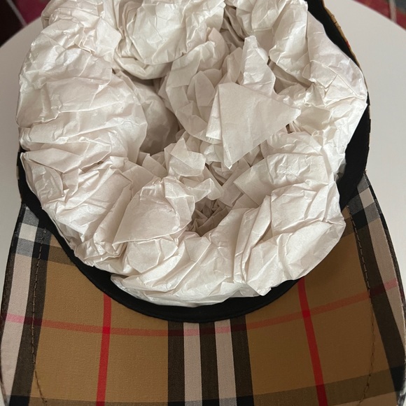 Authentic Burberry Vintage Check Baseball Cap - Picture 5 of 6